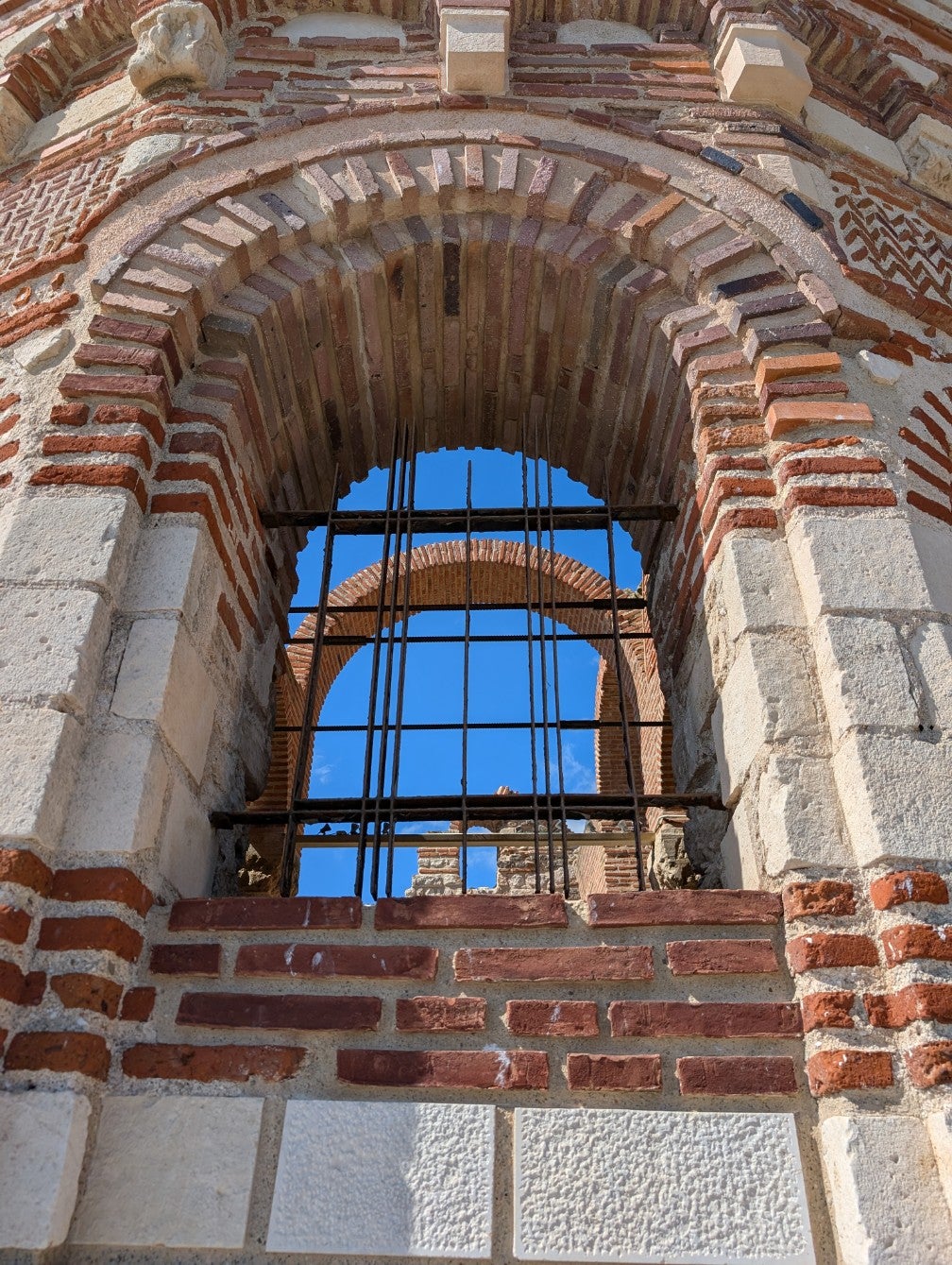 The Church of St. John Aliturgetos | Църквата Свети Йоан Алитургетос
