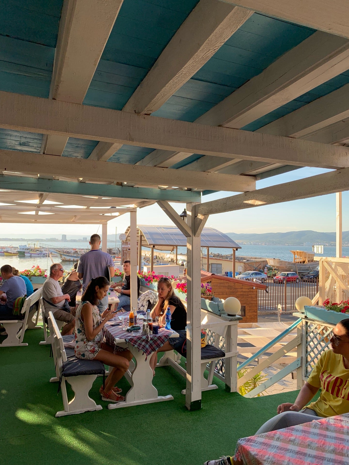 Familia grill&bar
