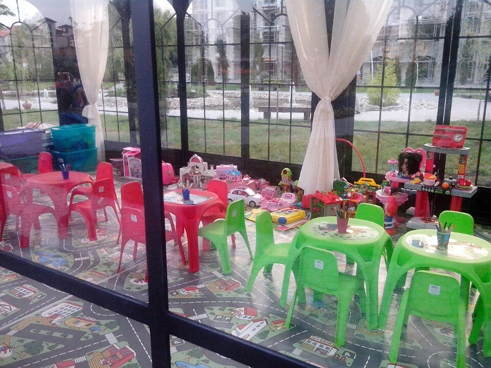 Cascadas Playground