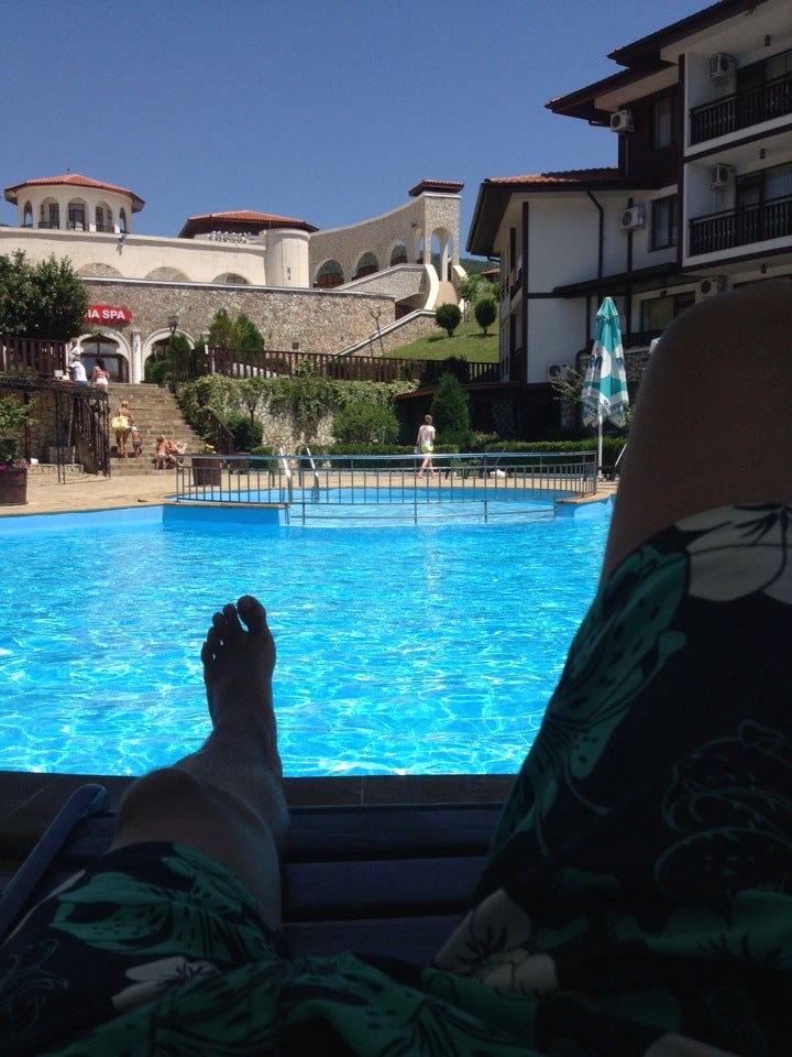 Pool Arena
